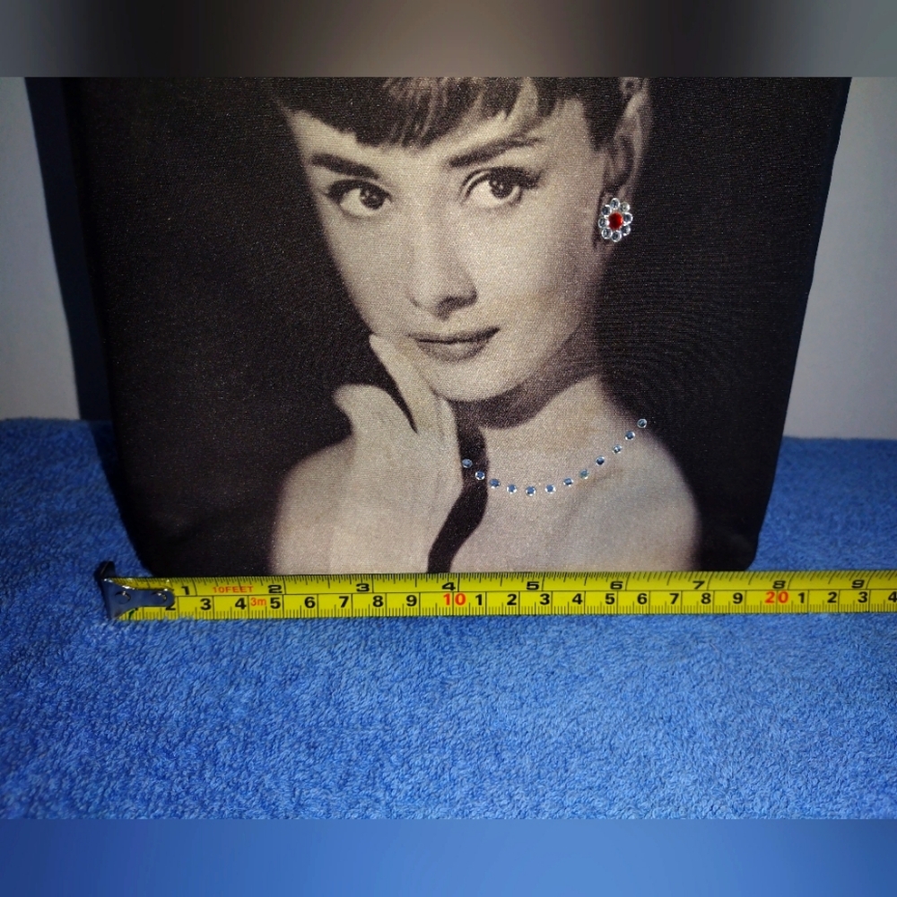 Retro Hollywood Audrey Hepburn purse Black white embellished with rhinestones - Picture 3 of 15